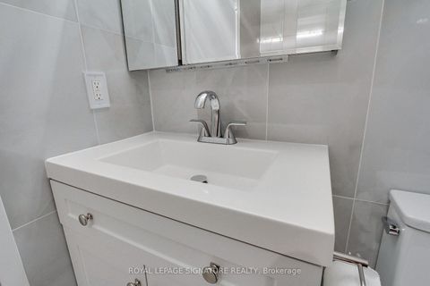 Photo 30 at 1913 - 98 Lillian Street, Mount Pleasant West, Toronto