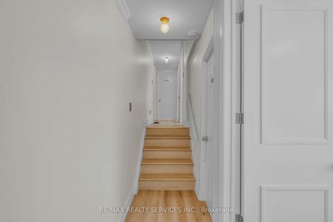 Photo 16 at 17 Avening Drive, Clairville, Toronto