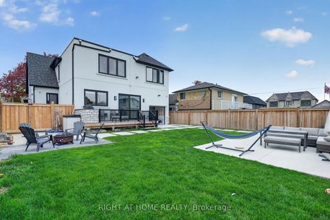 Photo 43 at 17 Exbury Road, CFB, Toronto