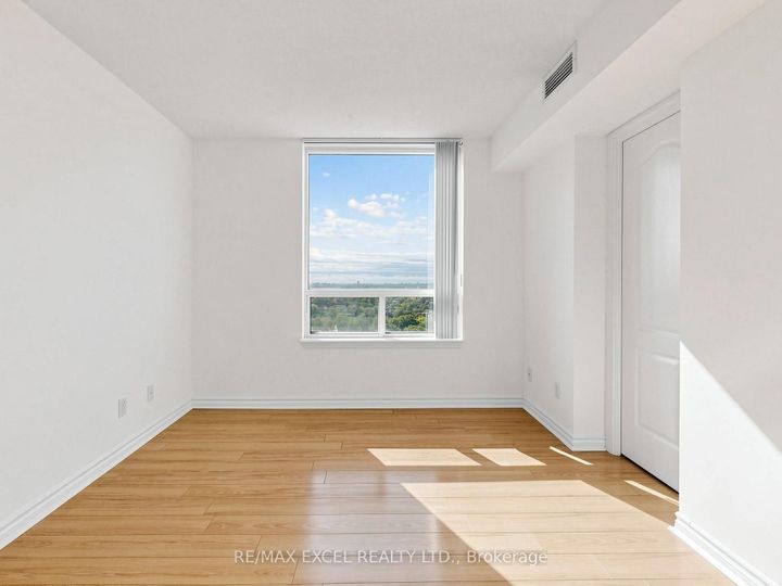 Photo 20 at 2010 - 1 Rean Drive, Bayview Village, Toronto