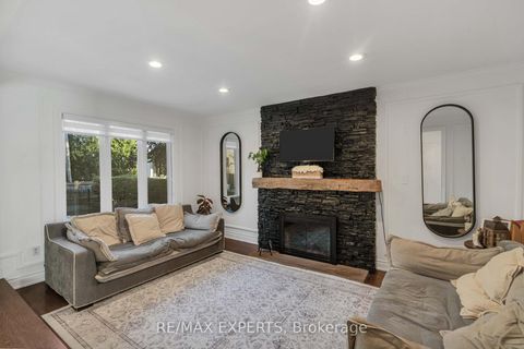 Photo 7 at 61 Fisher Street, King City, King