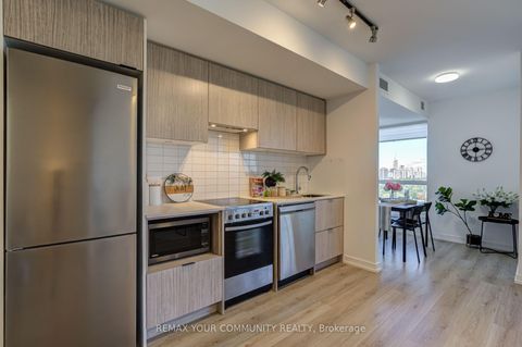 Photo 10 at 1706 - 395 Bloor Street E, North St. James Town, Toronto
