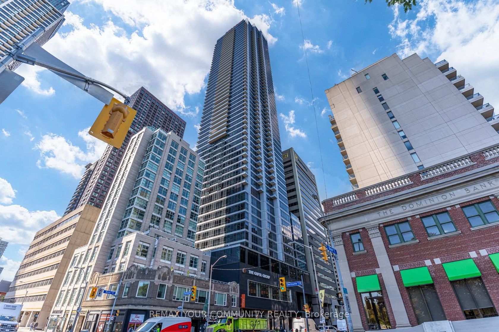 1706 - 395 Bloor Street E, North St. James Town, Toronto 