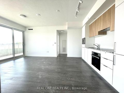 Photo 2 at 310 - 50 O'Neill Road, Don Mills, Toronto