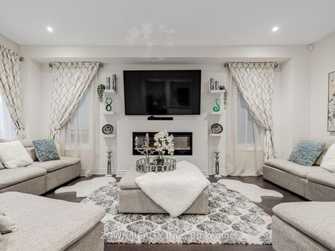 Photo 7 at 1352 Blackmore Street, Alcona, Innisfil