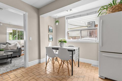 Photo 9 at 211 Blackthorn Avenue, Pellam Park, Toronto