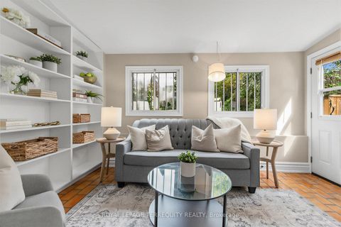 Photo 11 at 211 Blackthorn Avenue, Pellam Park, Toronto