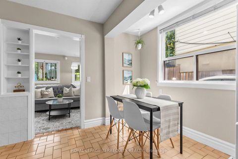 Photo 12 at 211 Blackthorn Avenue, Pellam Park, Toronto