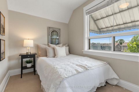 Photo 18 at 211 Blackthorn Avenue, Pellam Park, Toronto