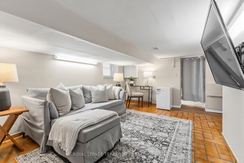 Photo 22 at 211 Blackthorn Avenue, Pellam Park, Toronto