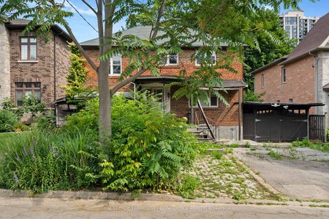 Photo 4 at 66 Burndale Avenue, Westgate, Toronto