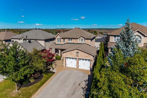 Photo 2 at 56 Silver Trail, Ardagh, Barrie