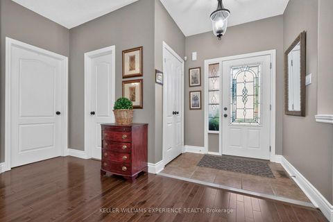 Photo 4 at 56 Silver Trail, Ardagh, Barrie