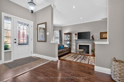 Photo 5 at 56 Silver Trail, Ardagh, Barrie