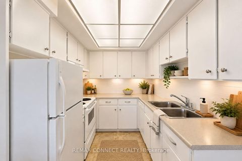 Photo 15 at 1614 - 121 Ling Road, West Hill, Toronto