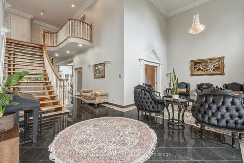 Photo 4 at 176 Old Surrey Lane, South Richvale, Richmond Hill