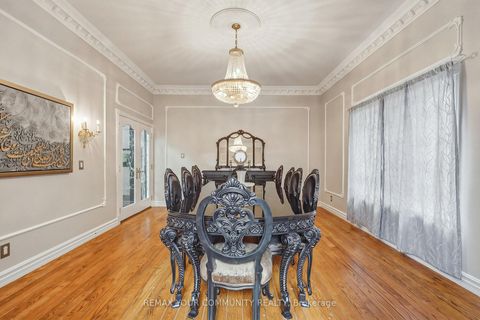Photo 6 at 176 Old Surrey Lane, South Richvale, Richmond Hill