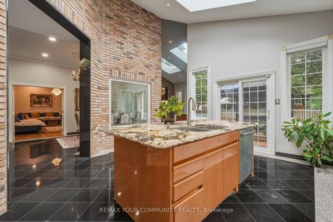 Photo 10 at 176 Old Surrey Lane, South Richvale, Richmond Hill