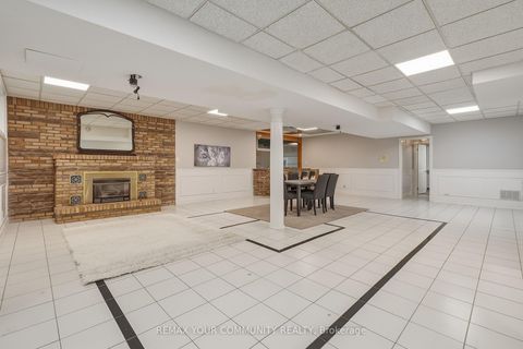 Photo 36 at 176 Old Surrey Lane, South Richvale, Richmond Hill
