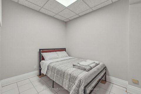 Photo 39 at 176 Old Surrey Lane, South Richvale, Richmond Hill