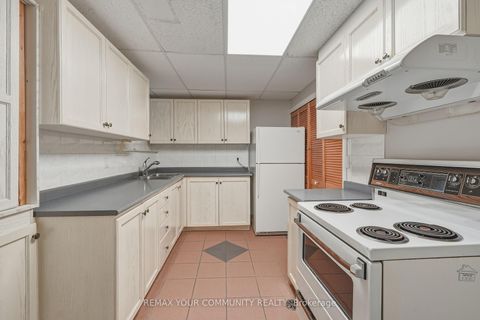 Photo 40 at 176 Old Surrey Lane, South Richvale, Richmond Hill