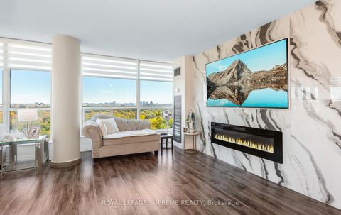 Photo 9 at 1015 - 5 Rowntree Road, Jamestown, Toronto