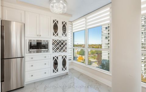 Photo 15 at 1015 - 5 Rowntree Road, Jamestown, Toronto