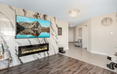 Photo 20 at 1015 - 5 Rowntree Road, Jamestown, Toronto