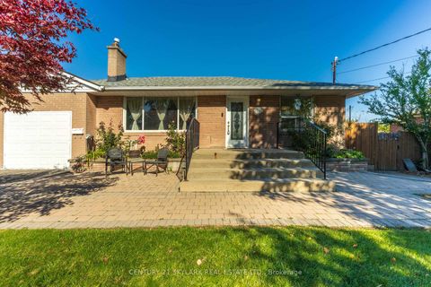 Photo 3 at 24 Aura Lea Boulevard, Pelmo Park W5, Toronto