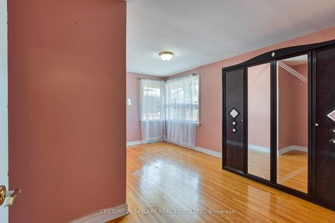 Photo 20 at 24 Aura Lea Boulevard, Pelmo Park W5, Toronto
