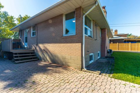 Photo 38 at 24 Aura Lea Boulevard, Pelmo Park W5, Toronto