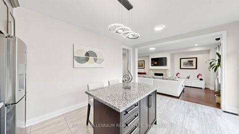 Photo 15 at 327 Mactier Drive, Kleinburg, Vaughan