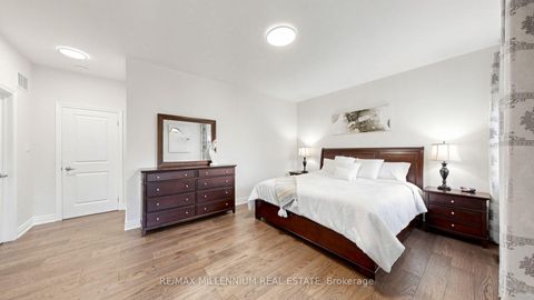 Photo 25 at 327 Mactier Drive, Kleinburg, Vaughan
