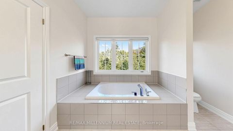 Photo 30 at 327 Mactier Drive, Kleinburg, Vaughan