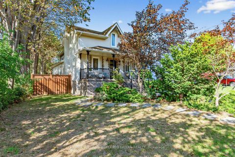 Photo 1 at 12 Railway Street, Maple, Vaughan