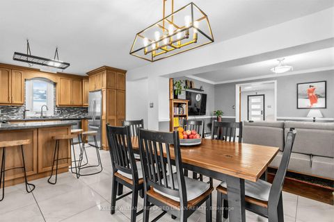 Photo 14 at 12 Railway Street, Maple, Vaughan