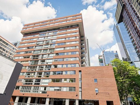 Photo 1 at 1405 - 15 Mcmurrich Street, Annex, Toronto
