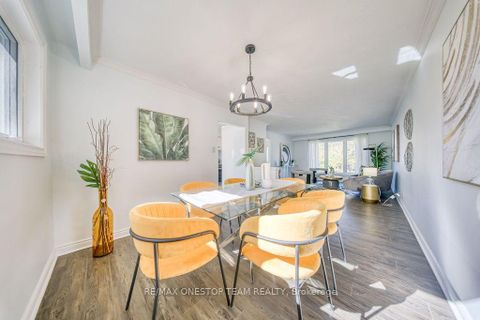 Photo 14 at 73 Houston Crescent, Don Valley Village, Toronto