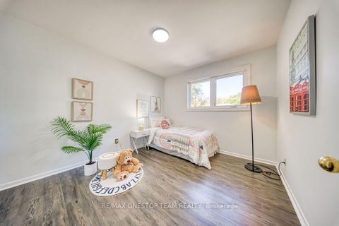 Photo 22 at 73 Houston Crescent, Don Valley Village, Toronto
