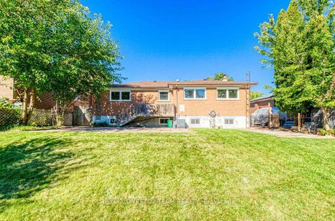 Photo 38 at 73 Houston Crescent, Don Valley Village, Toronto