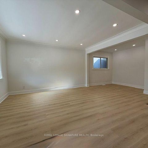 Photo 6 at 293 Glebemount Avenue, East York, Toronto