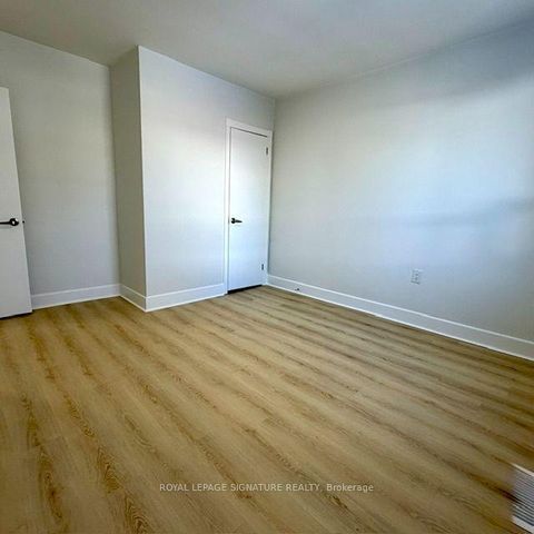 Photo 7 at 293 Glebemount Avenue, East York, Toronto