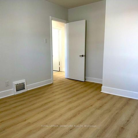 Photo 8 at 293 Glebemount Avenue, East York, Toronto