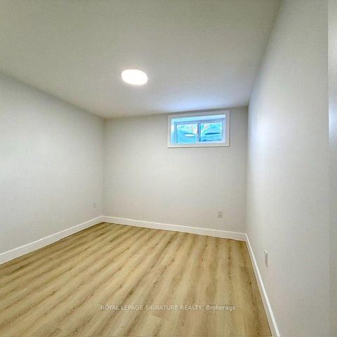 Photo 18 at 293 Glebemount Avenue, East York, Toronto