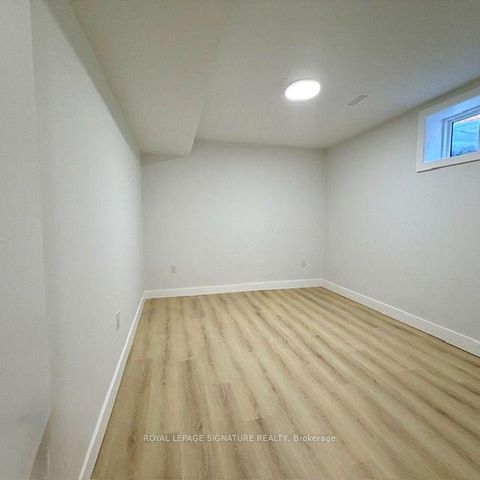 Photo 20 at 293 Glebemount Avenue, East York, Toronto