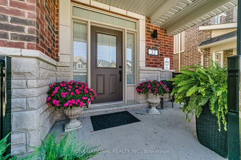 Photo 2 at 32 Copperhill Heights E, Rural Barrie Southeast, Barrie