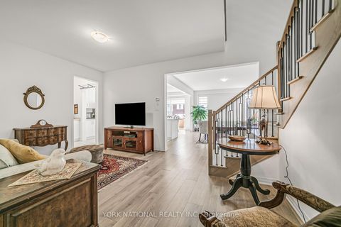Photo 4 at 32 Copperhill Heights E, Rural Barrie Southeast, Barrie
