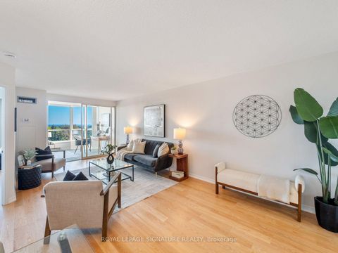 Photo 5 at 612 - 20 Guildwood Parkway, Guildwood, Toronto