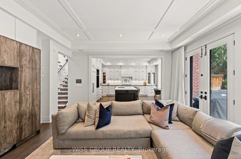 Photo 8 at 50 Sheldrake Boulevard, Mount Pleasant East, Toronto