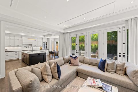 Photo 9 at 50 Sheldrake Boulevard, Mount Pleasant East, Toronto